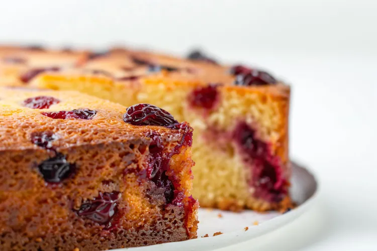 Olive oil and sour cream tea cake