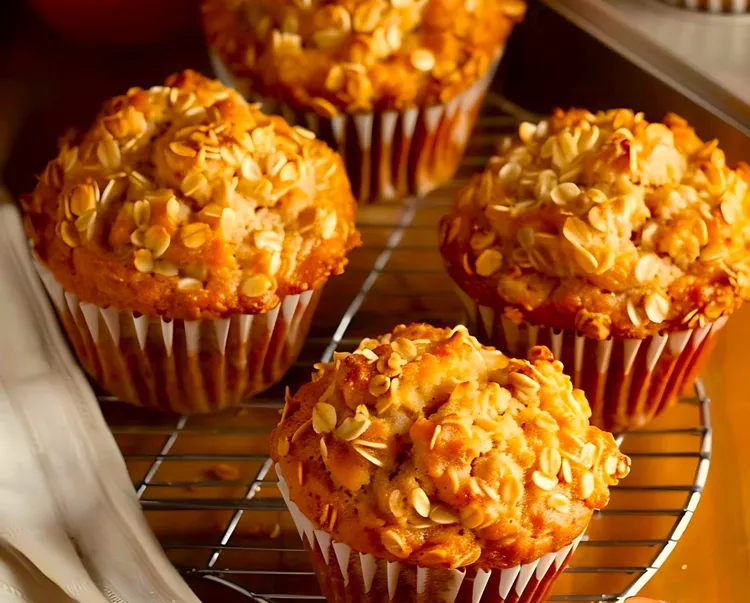 Banana walnuts muffins