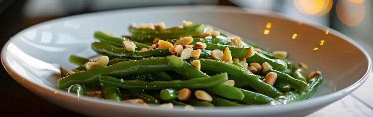 Roasted green beans and cashews