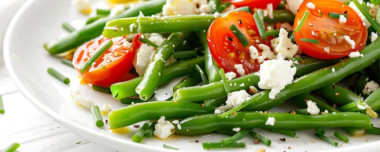 Mediterranean green bean salad with tomato & feta