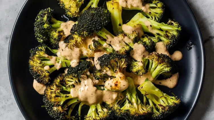 Broccoli with hummus & sesame seeds