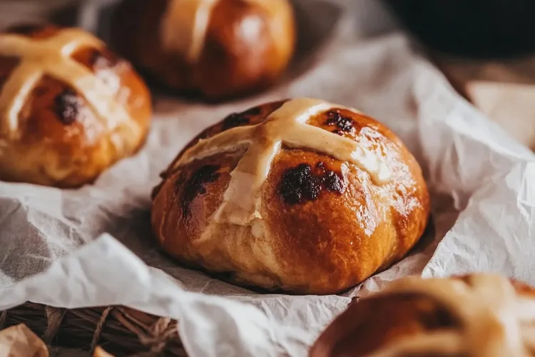 Hot cross buns
