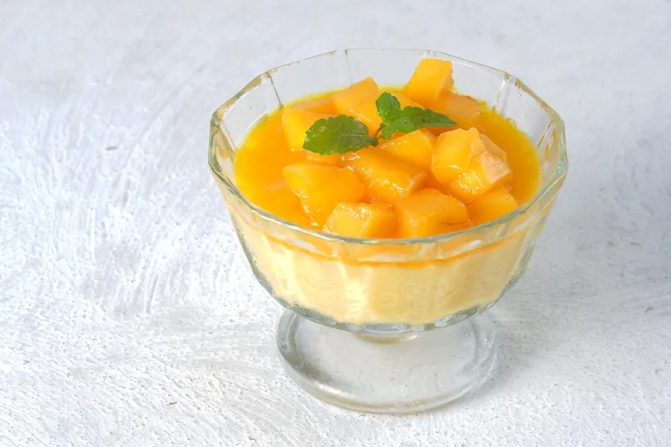 Mango pudding
