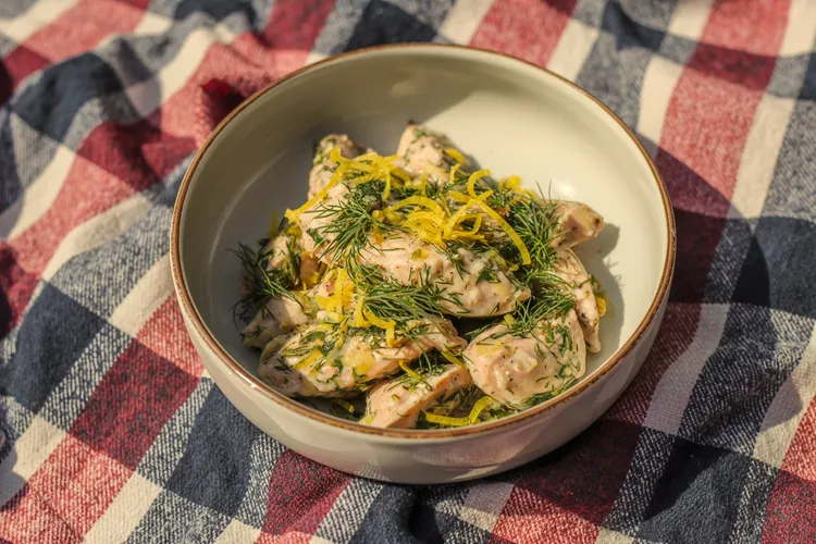 Chicken salad with lemon and dill