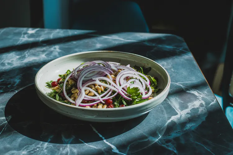 Parsley, pine nut & currant salad