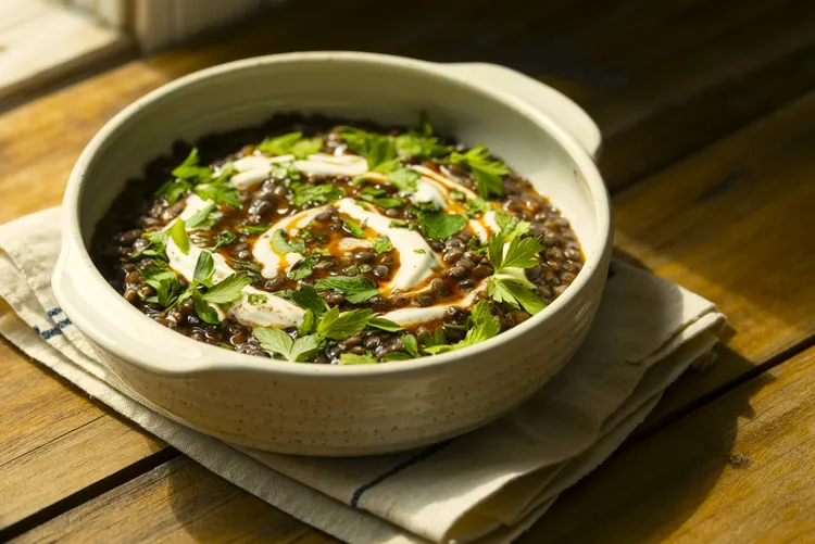 Curried black lentils with yogurt and mint