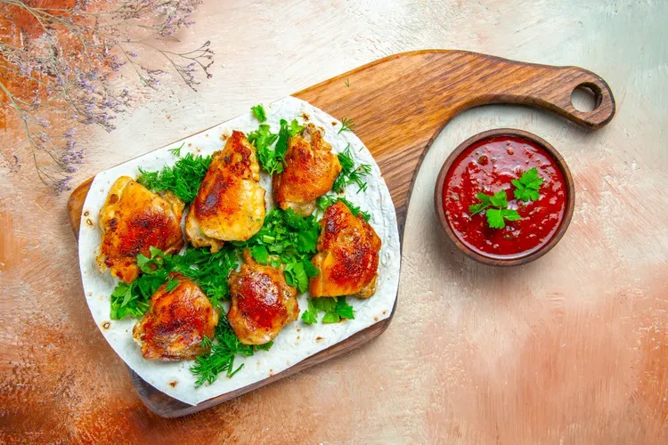 Chicken thighs with sweet and spicy sauce