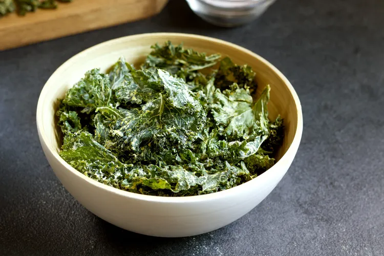 Kale chips with olive oil and salt
