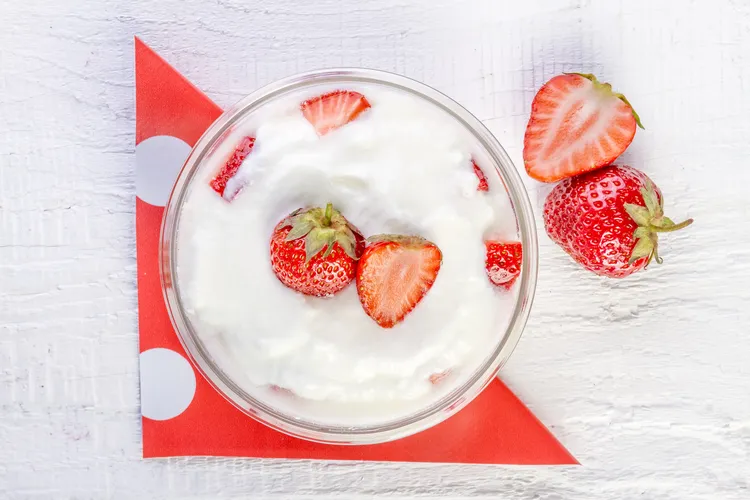 Strawberry and honey dip