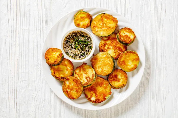 Air fryer zucchini chips