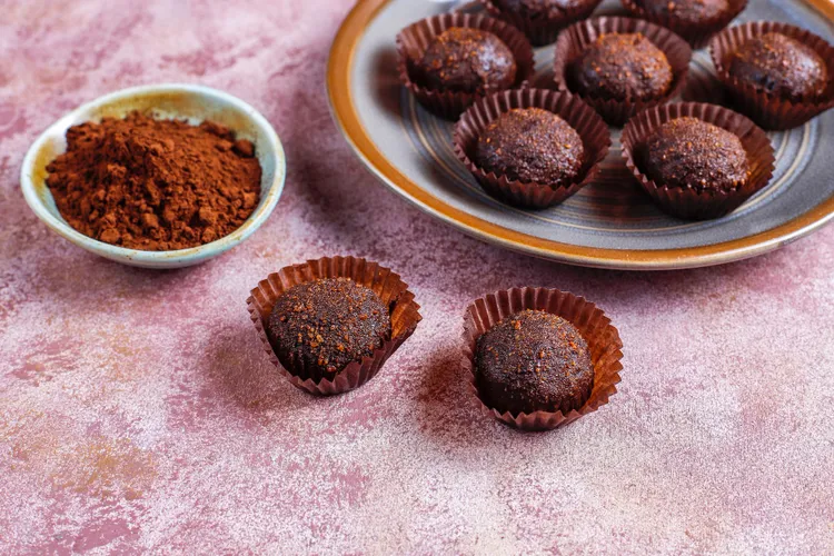 Almond butter fat bombs