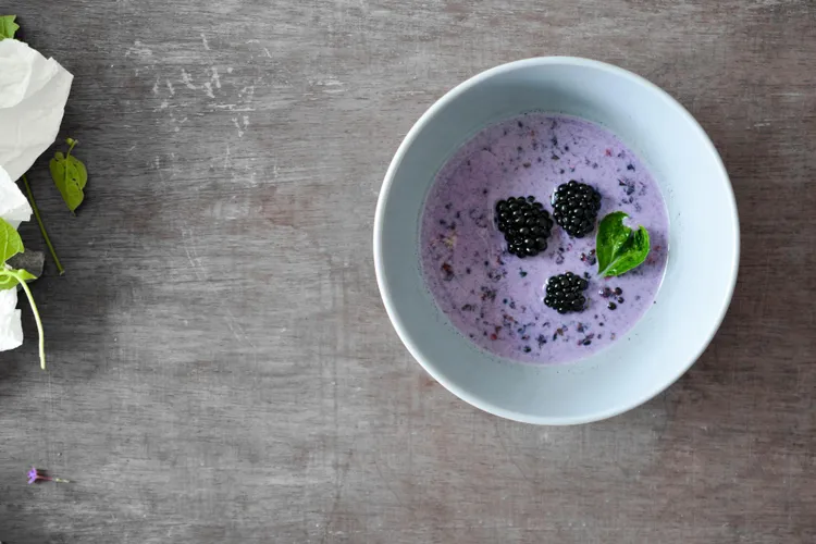 Keto blackberry chia pudding with coconut milk and vanilla