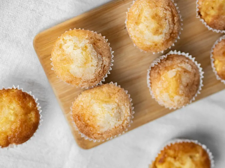 Citrus coconut cakes