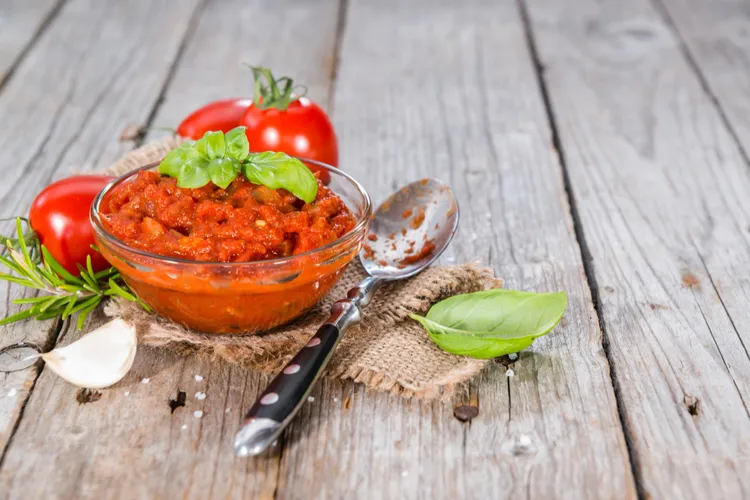 Eggplant and chilli pasta sauce