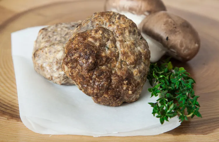 Mushroom and walnut patties