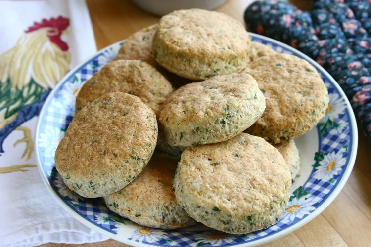 Cheese and chive scones