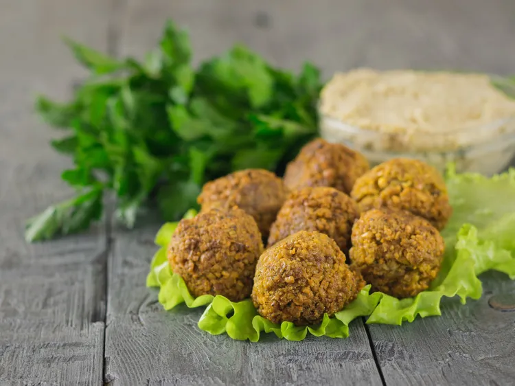 Baked falafel burgers