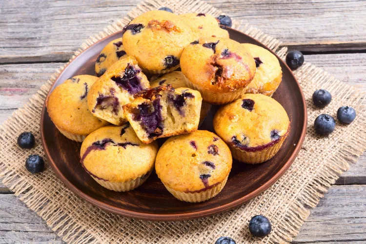 Blueberry lemon friands