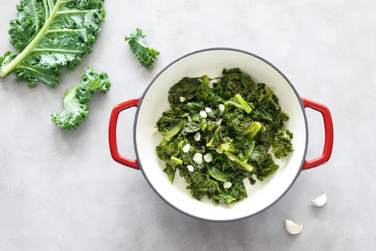 Sauteed kale with garlic