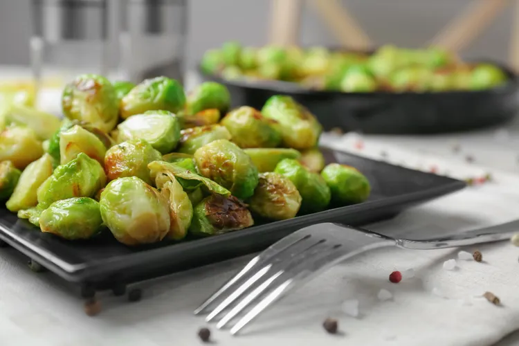 Garlic roasted brussels sprouts