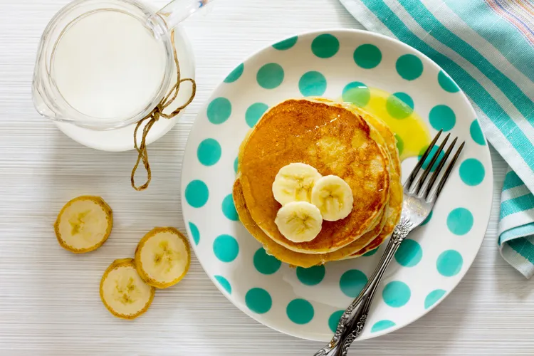 Gluten-free banana pancakes