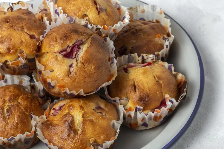Gluten-free raspberry and lime friands