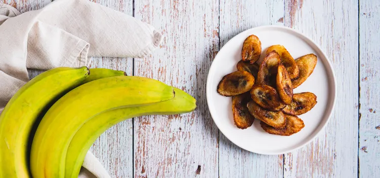 Cinnamon pan-fried bananas