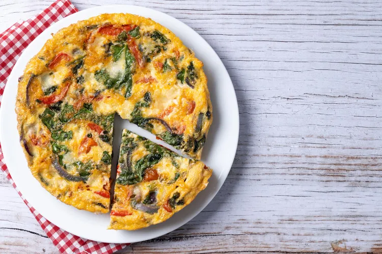 Roasted capsicum, rice and feta frittata